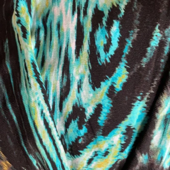 Worthington Woman’s Capped Sleeve Top Size Medium - Picture 5 of 8